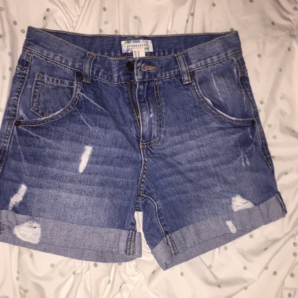 ✌🏼Forever 21✌🏼 Denim Shorts